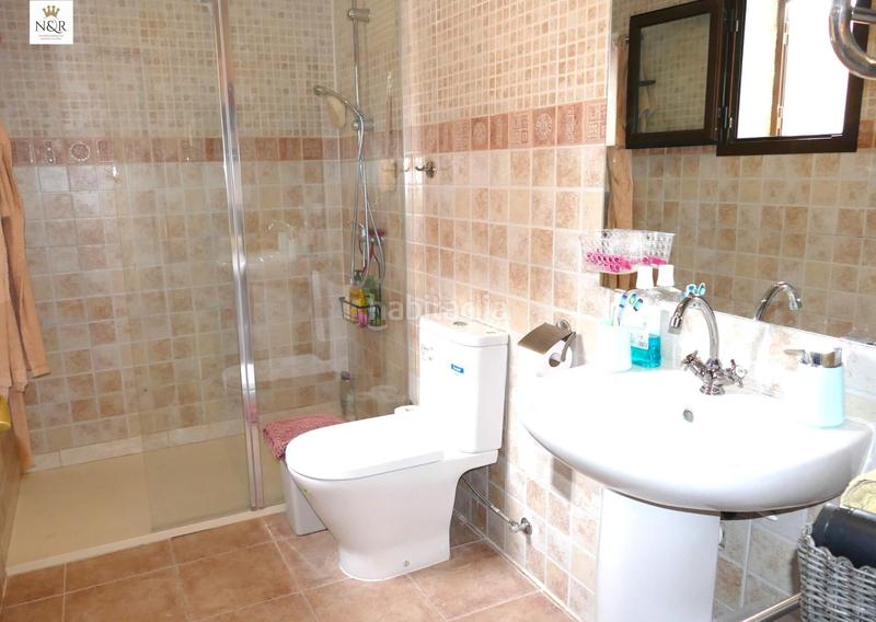 Foto e610fc55-b57c-4c47-bd35-6ec62fd93d81. Casa adosada adosado tipo dúplex con garaje y solárium en Binissalem