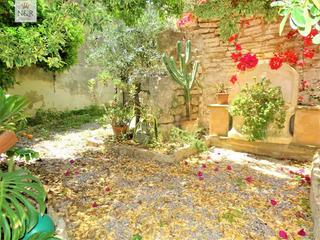 Mas à Binissalem. Casa de pueblo en binissalem con jardín