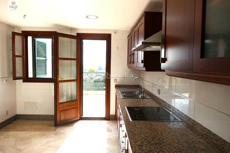 Foto 1020e415-0a2a-45c9-8c03-46084e425fcb. Miete dachwohnung in Consell