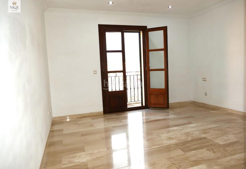 Foto 726699fb-e070-4a72-8184-324f42b1e189. Miete dachwohnung in Consell