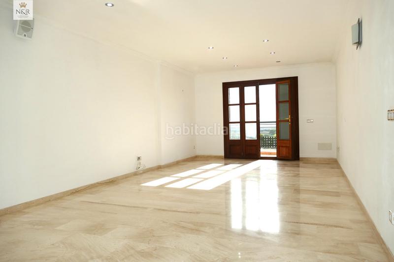 Foto bc4c12e9-e509-40c9-8791-985a5fae5ac6. Miete dachwohnung in Consell