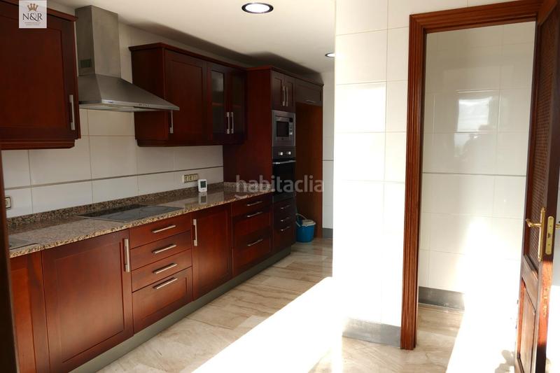 Foto fffbc01a-5b6a-4e4e-a4ee-07ffad22e541. Miete dachwohnung in Consell