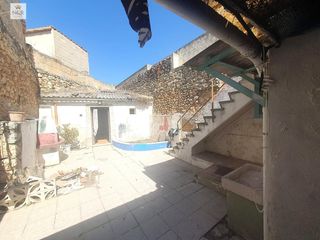 Casa a Binissalem. Casa en binissalem con jardín