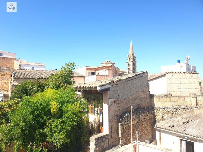 Foto 9f848343-55be-4069-82dd-c808888033fe. Casa  con jardín en Binissalem