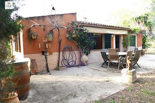 Masia a Santa Eugènia. Finca casa 75 m2 y piscina