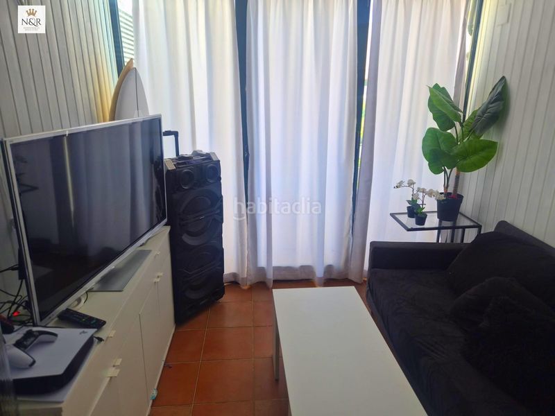 Foto 2b9334bf-dab2-41d0-a313-1a31ad73275b. Casa adossada amb aparcament a Binissalem