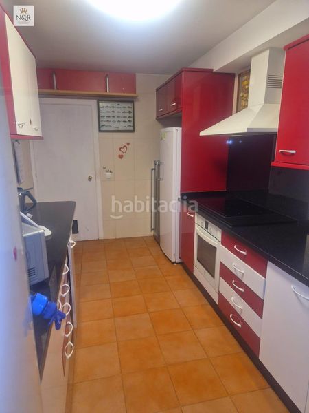 Foto 3d28598e-dafd-4a74-a855-9a1b5d8f424e. Casa adossada amb aparcament a Binissalem