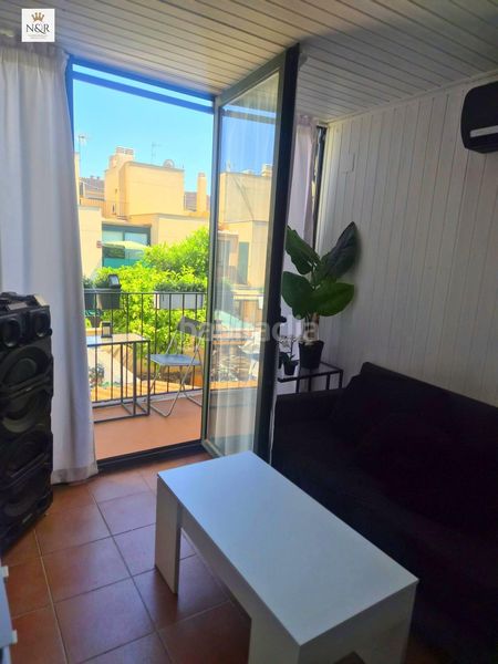 Foto eadac5cf-908e-4fe2-9a8d-a52a128fa5c9. Casa adossada amb aparcament a Binissalem