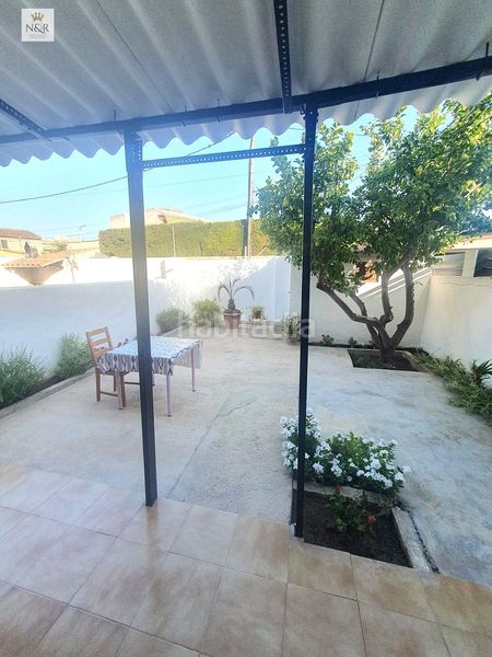 Foto 90d5f4ab-0ed0-4bf5-ab53-b4db393594a1. Casa adossada amb aparcament a Es Vivero Palma de Mallorca