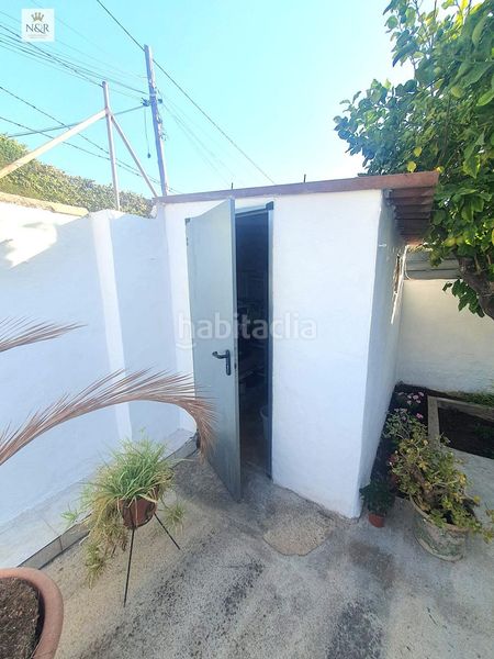 Foto ad7015e5-42ea-40c1-bea7-58a3a9e9f552. Casa adossada amb aparcament a Es Vivero Palma de Mallorca
