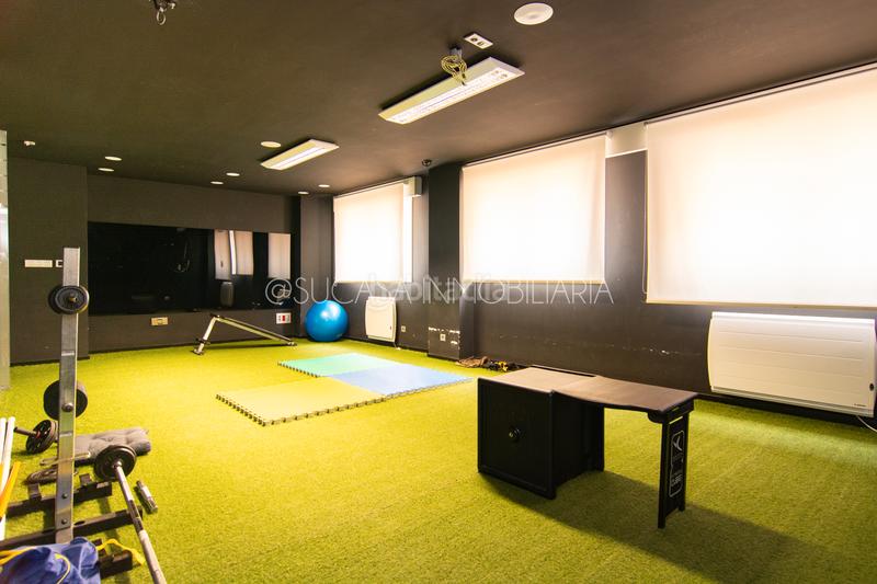 Foto 00c5df2a-c54b-48c4-a634-4dd8d4e03a72. Local commercial dans vereda polvorín 34 dans Monte Alto - Zalaeta - Atocha Coruña (A)