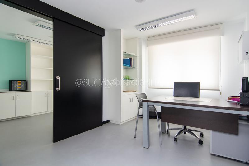 Foto e4f3f614-8e6b-43e3-a0a4-91cdc5650abc. Local commercial dans vereda polvorín 34 dans Monte Alto - Zalaeta - Atocha Coruña (A)