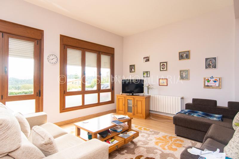 Foto 2be19ab5-1244-4d4e-a95a-8bb6ecebdb8a. Casa con parcheggio in Abegondo