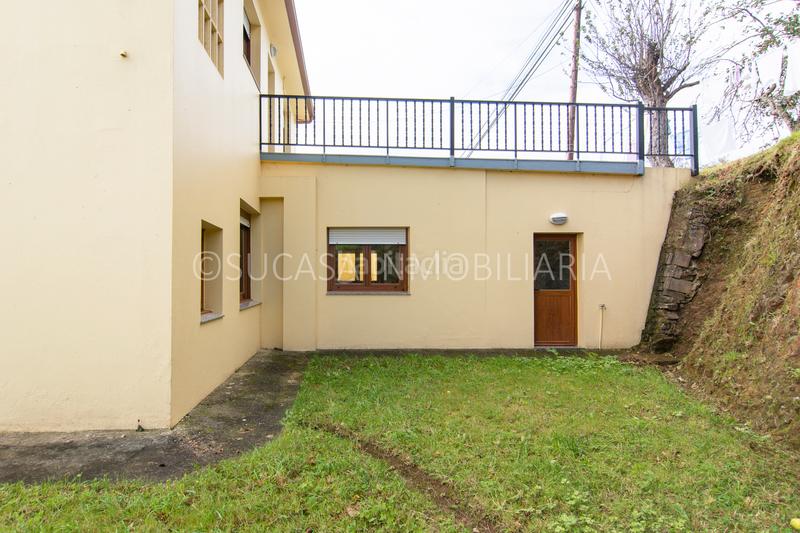 Foto e180574b-b3c1-48a4-83dc-1f6576c16953. Casa con parcheggio in Abegondo