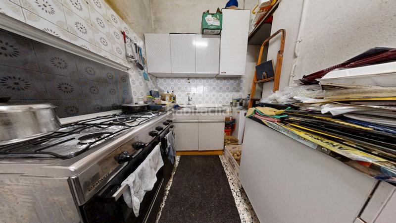 Foto e5ecda2b-4a94-4d48-b9c0-52a593ba45d6. Local comercial a Los Castros - Castrillón Coruña (A)