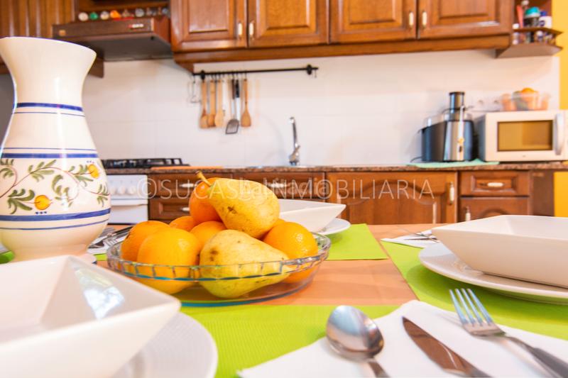 Foto 0efcf1ec-0899-41da-b773-b6b2d19c8fd6. Casa bifamiliare con camino riscaldamento in Carral