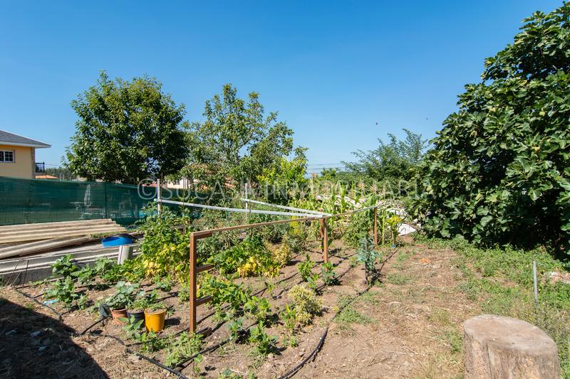 Foto 296978ad-4a43-4880-8c07-0c1f441ac749. Casa bifamiliare con camino riscaldamento in Carral