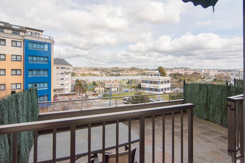 Foto 091734f5-6941-4a6e-87c8-e6eef37d3d4e. Piso  con terraza y vistas panorámicas en Portádego - Vilaboa Norte Culleredo