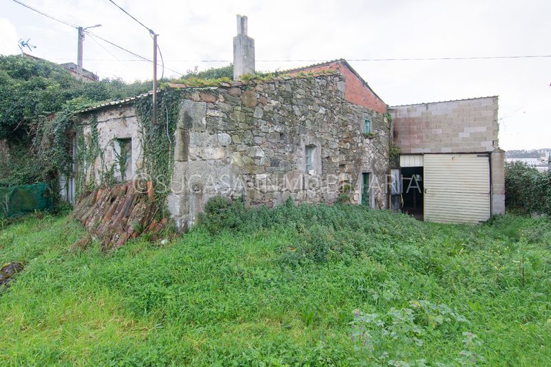 Foto e34f6eea-03c2-4d5f-9a2a-a4e8f955351f. Casa a Oseiro Arteixo
