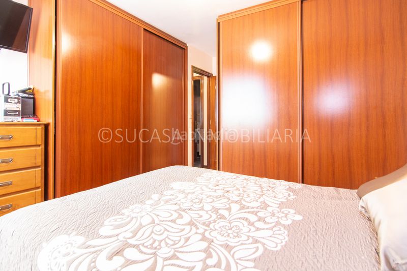 Foto 1fec04f1-37e0-4fc2-9f44-e635e84dbdd0. Edificio in Vilaboa Sur Culleredo