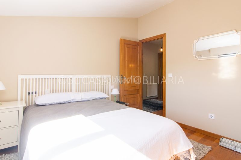 Foto 6fa063b7-3b2d-4466-9eee-ab95a07fc9a3. Xalet amb calefacció aparcament piscina a Oza dos Ríos