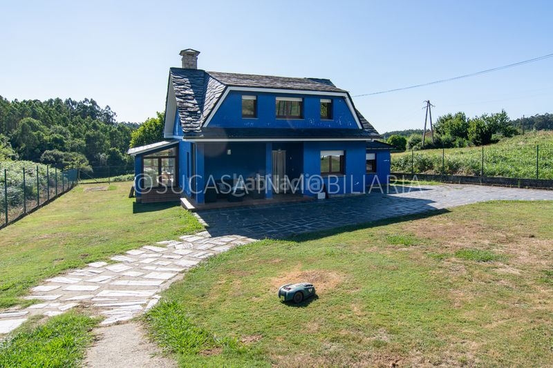 Foto e2f8f0db-f2c9-40fb-8314-d3d16f9bedc5. Xalet amb calefacció aparcament piscina a Oza dos Ríos