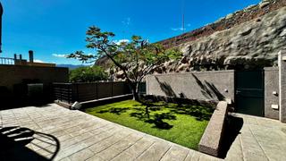 Location Chalet  Calle uno moriscos. Alquiler de exclusiva vivienda con vistas al mar!