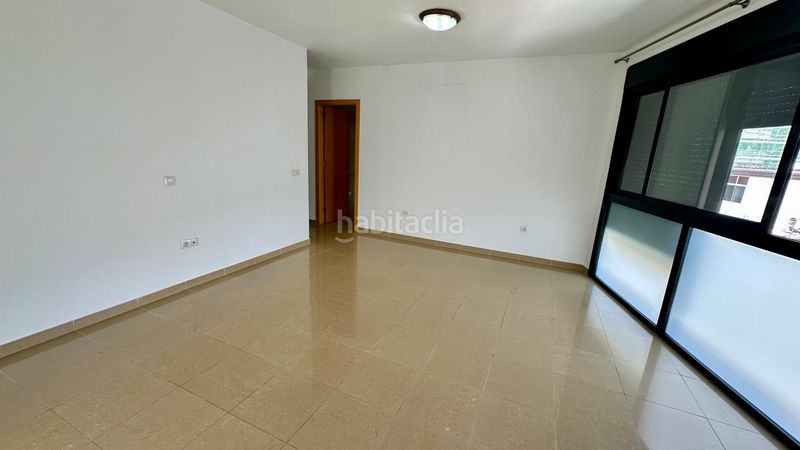 Foto 58ff7cfc-6a81-4100-82e7-bcaffd21f9d9. Etagenwohnung in avenida buenos aires 114 in La Salle - Cuatro Torres Santa Cruz de Tenerife