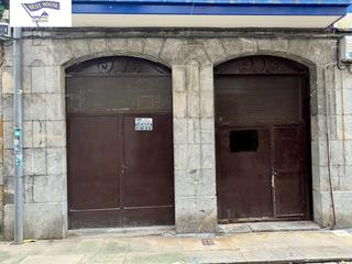 Local commercial à Bermeo. Local de 86m2 provisto de luz y patiejo privativo