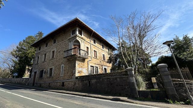 Foto 6a8a8403-36ad-4ec7-95ec-98772feecb6c. Casa in Busturia