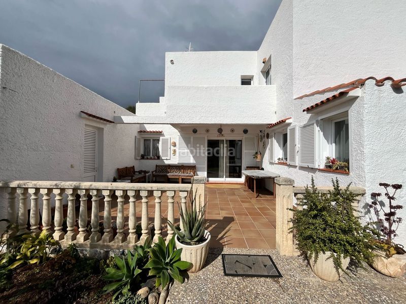 Foto ecee2b06-a277-4e13-a919-dd5a11faa688. Casa a Cala Blanca Ciutadella de Menorca