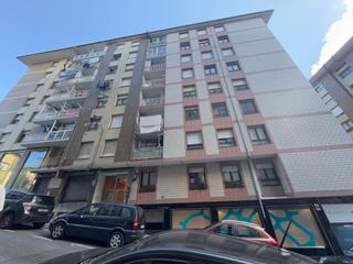 Appartamento in Bermeo. Amplio piso de 4 habitaciones, salon, cocina, baño y aseo con ga