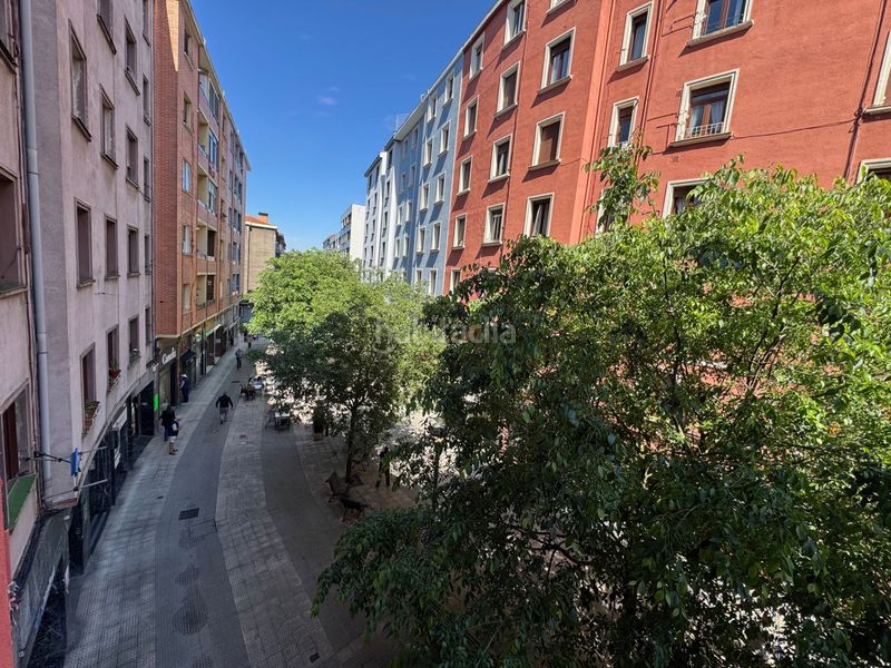 Foto 1f1b7bd4-d4ea-49c9-85b2-77867896d183. Flat with heating in Barrio de Uribarri Bilbao