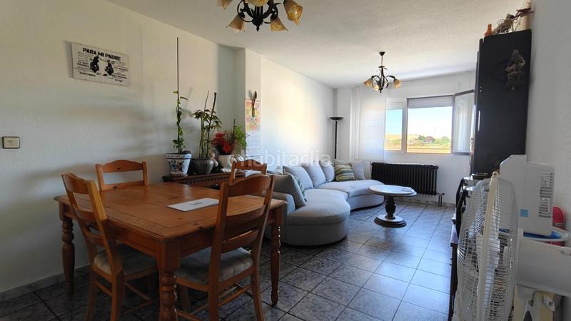 Foto be70166f-87f2-4de9-9ded-2048b3f4fda2. Appartamento con riscaldamento parcheggio in Villamayor