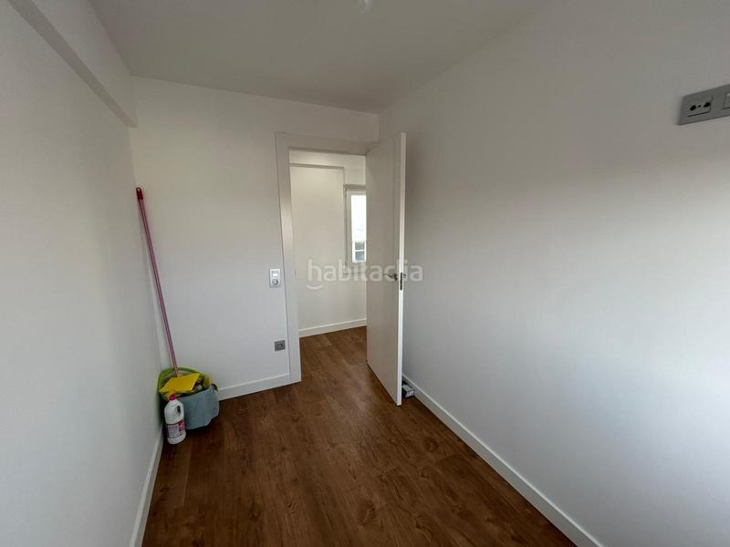 Foto 687273c2-9628-4db7-b212-318335dff37c. Piso venta piso exterior avenida comuneros en Rollo - Puente Ladrillo Salamanca