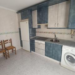 Appartement à Peñaranda de Bracamonte. Amplio piso para entrar a vivir