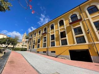 Lloguer Aparcament cotxe a Universidad - Tenerías. Alquiler garaje junto a las catedrales