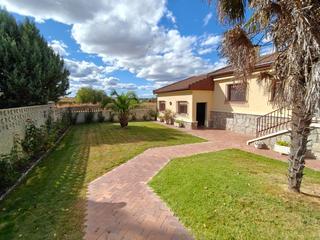 Chalet  San modesto. Chalet a la venta en ledesma