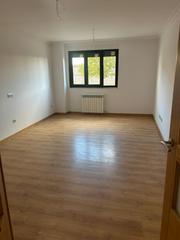 Appartement à Peñaranda de Bracamonte. A estrenar de 2 dormitorios, dos baños y plaza de garaje