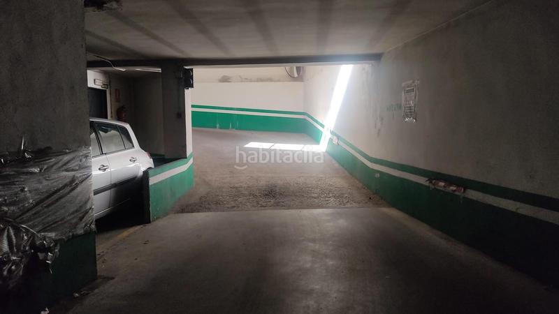 Foto 668aeee2-b6b7-4cb6-8fad-da804b836a41. Parking coche plaza garaje venta avenida segovia en Valladolid