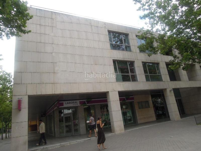 Foto c3b102f4-b3c2-4ec3-ab23-5887514cefb6. Location bureau avec chauffage parking dans Huerta del Rey Valladolid