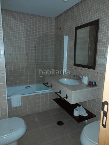 Foto 03025d95-08e5-428b-aa1d-cf8a2a7d3d78. Edifici a Simancas