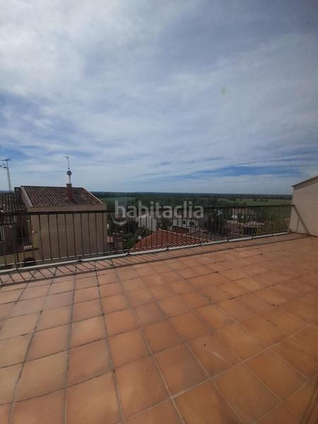 Foto 6a2d0544-0a45-4f14-a342-a9a961bbe89c. Edifici a Simancas