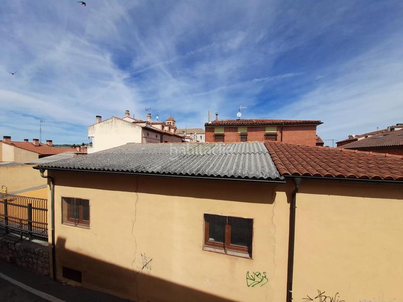 Foto ca7e029f-ca77-4590-ab57-c481562eb944. Edifici a Simancas