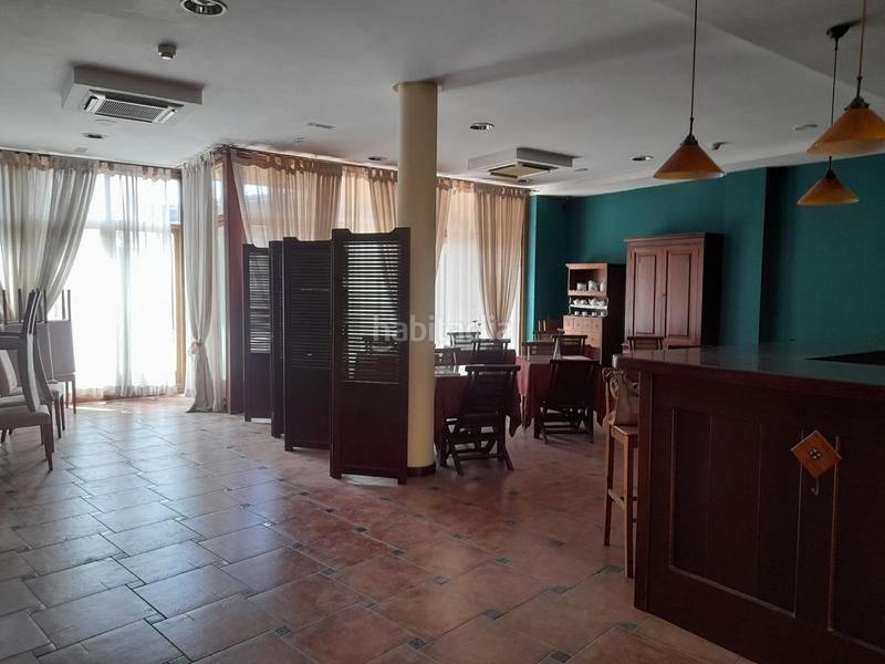 Foto cf17147d-d9a3-4ce9-b269-a0783ffe1731. Edifici a Simancas