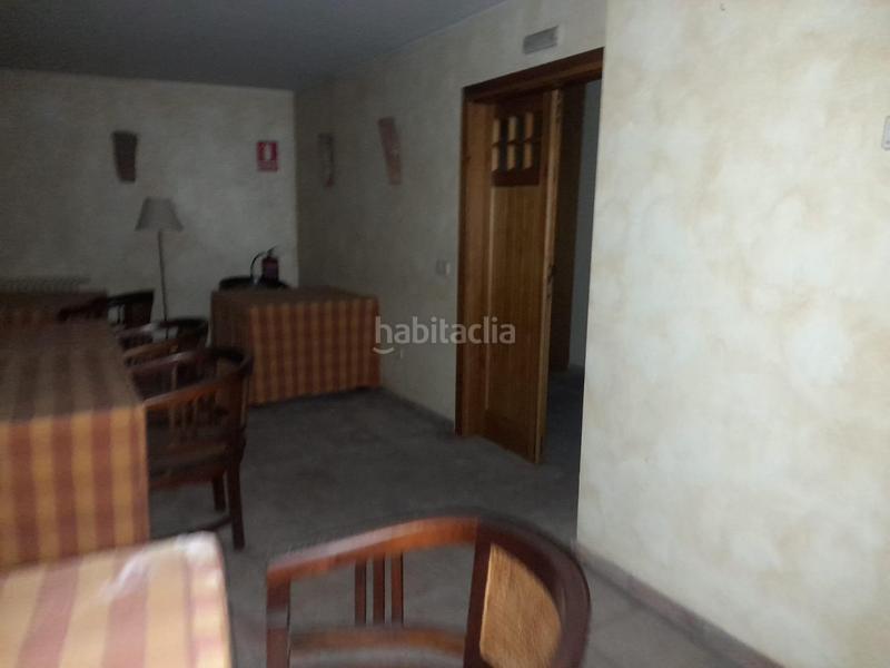 Foto d0810b7d-c64d-41c0-bf53-bee1849b0727. Edifici a Simancas