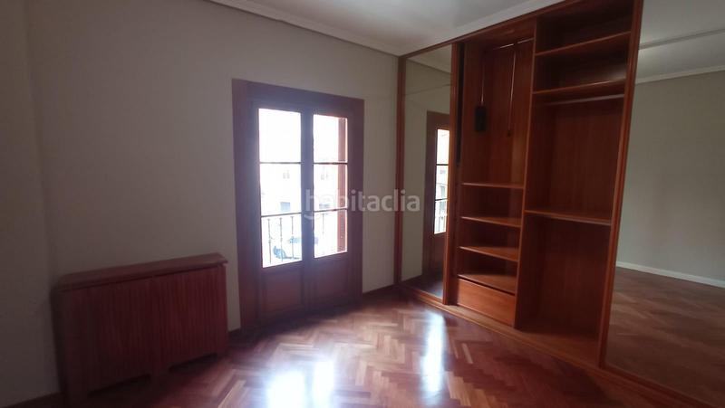 Foto 0239ba83-d348-46a7-99d1-f8dd5ed1b6b7. Flat with heating parking in Centro Valladolid