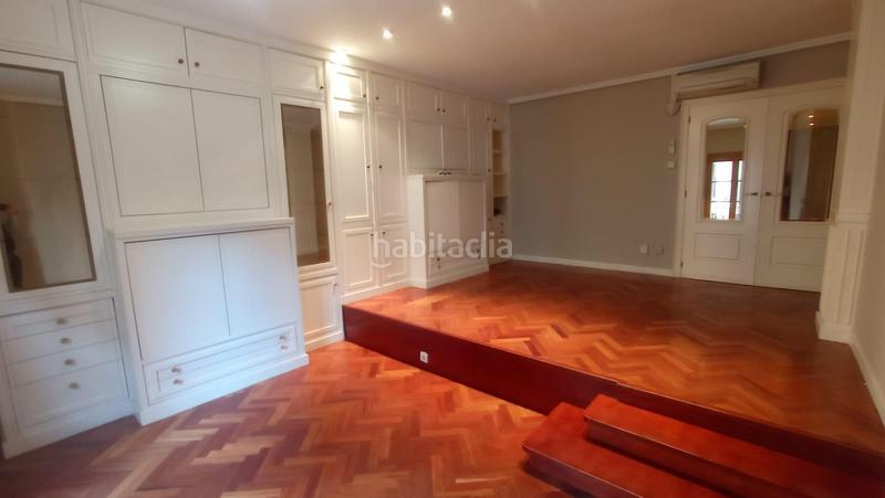 Foto c43fb1ba-9ae6-4251-ab1a-f4a1d422ca92. Flat with heating parking in Centro Valladolid