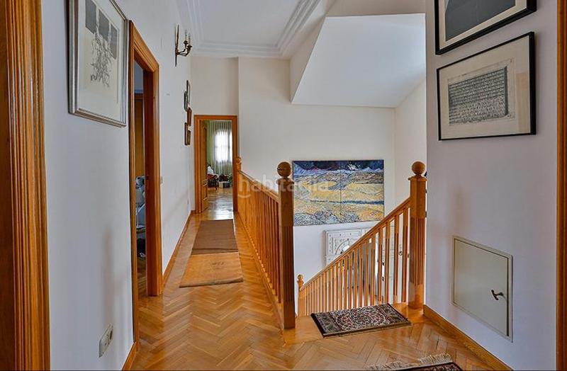 Foto 1a3620f6-11f4-40f8-93b8-2ac8bcf4dd4e. Chalet mit heizung parking pool in El Berrocal Valladolid