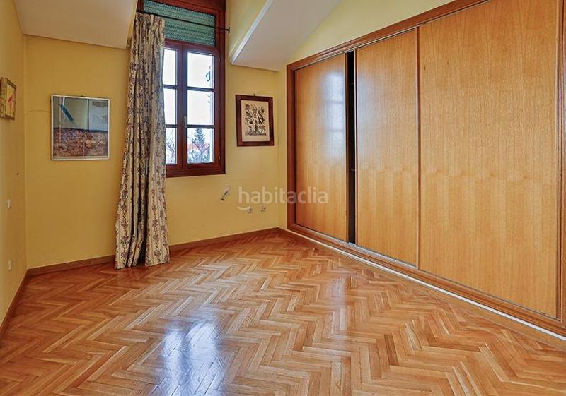 Foto d507b4fa-ed16-4d05-bca3-0291a7c3f667. Chalet mit heizung parking pool in El Berrocal Valladolid